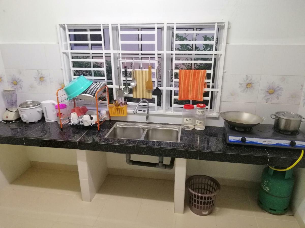 פנתאי צנאנג Homestay Barakah Cenang Langkawi מראה חיצוני תמונה